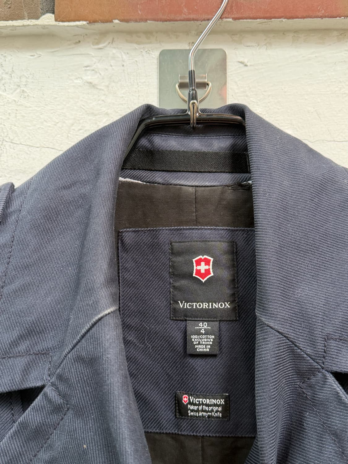 Victorinox 빅토리녹스 더블 브레스트 자켓 40/4 상품이미지2