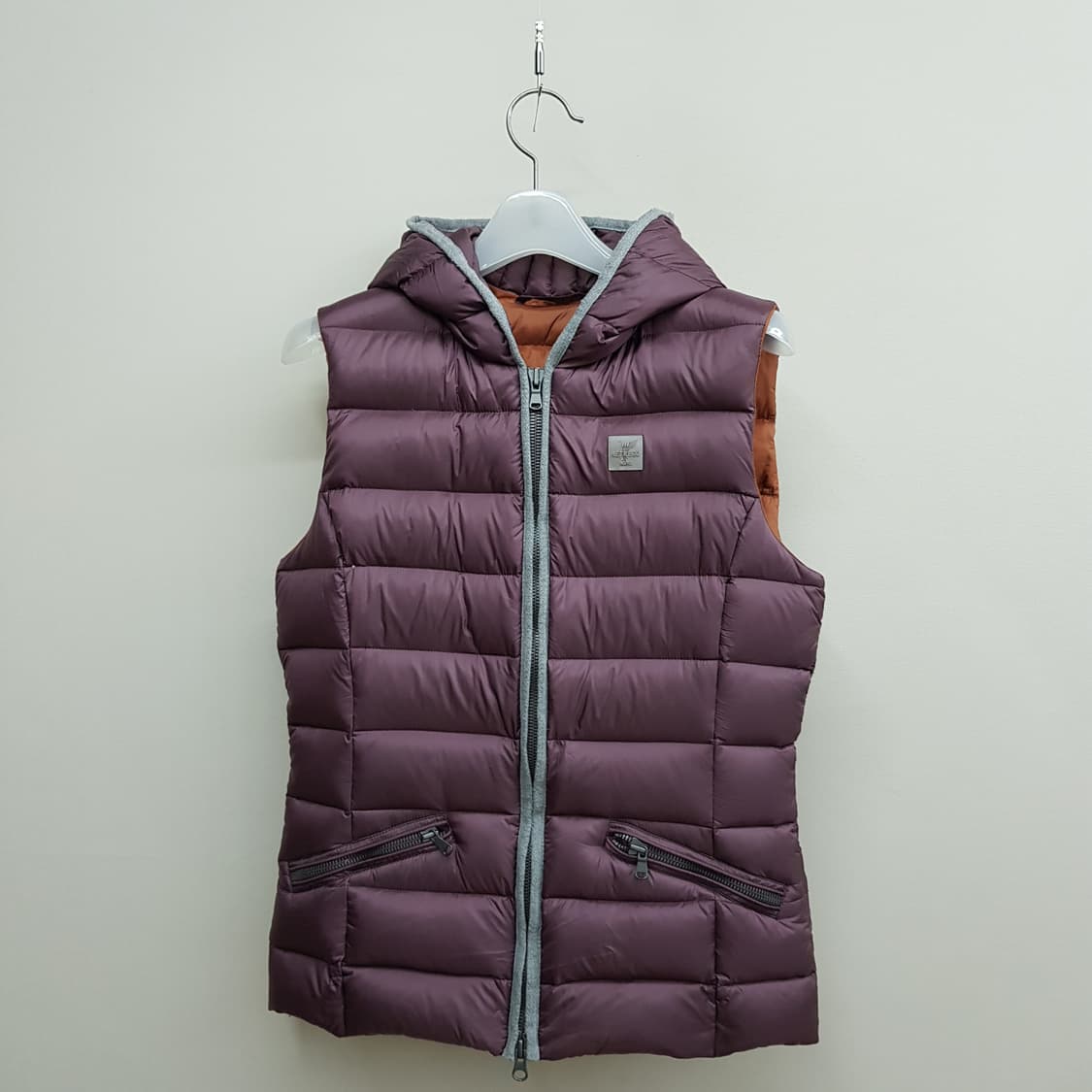 HETREGO  구스다운 후드 경량 패딩 베스트 IT 42사이즈 상품이미지1