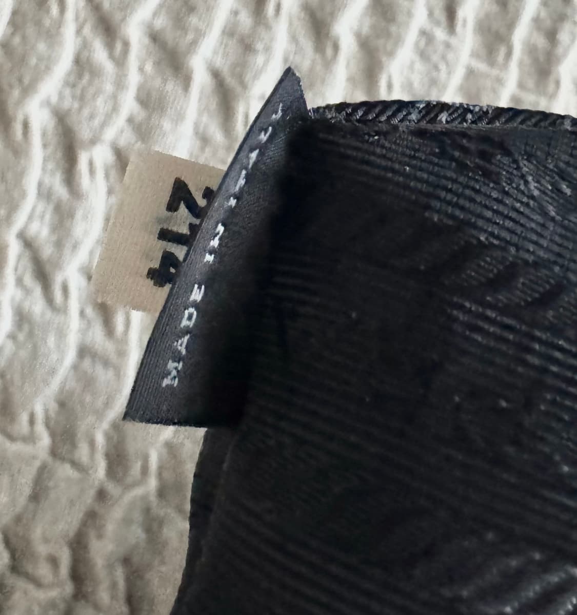 프라다 테수토 고프레 나일론 토트백 상품이미지9