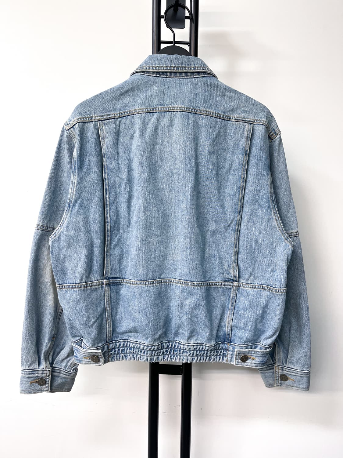 더오픈프로덕트 워시드 데님 봄버 자켓 상품이미지4