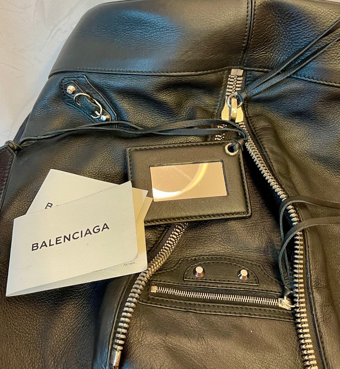 발렌시아가Balenciaga 파피에르 바이커 버킷백 블랙 상품이미지5