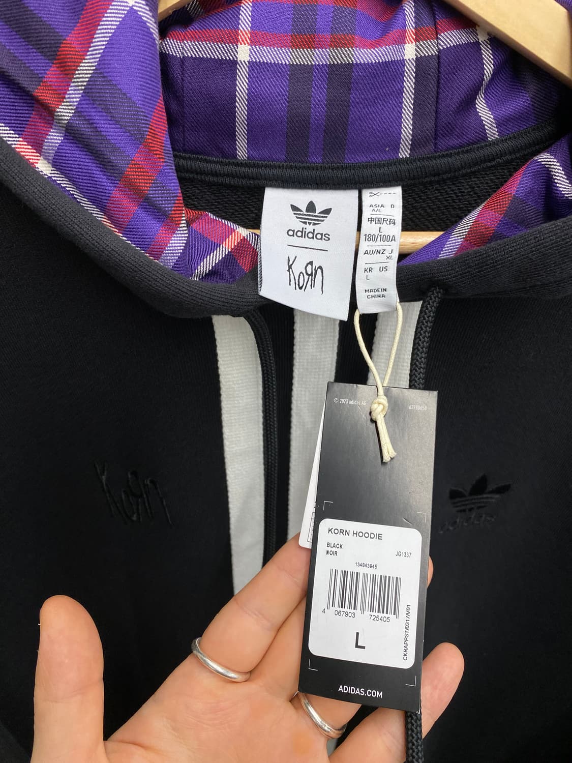 [L] ADIDAS OG x KORN 아디다스 x 콘 후드티 상품이미지5