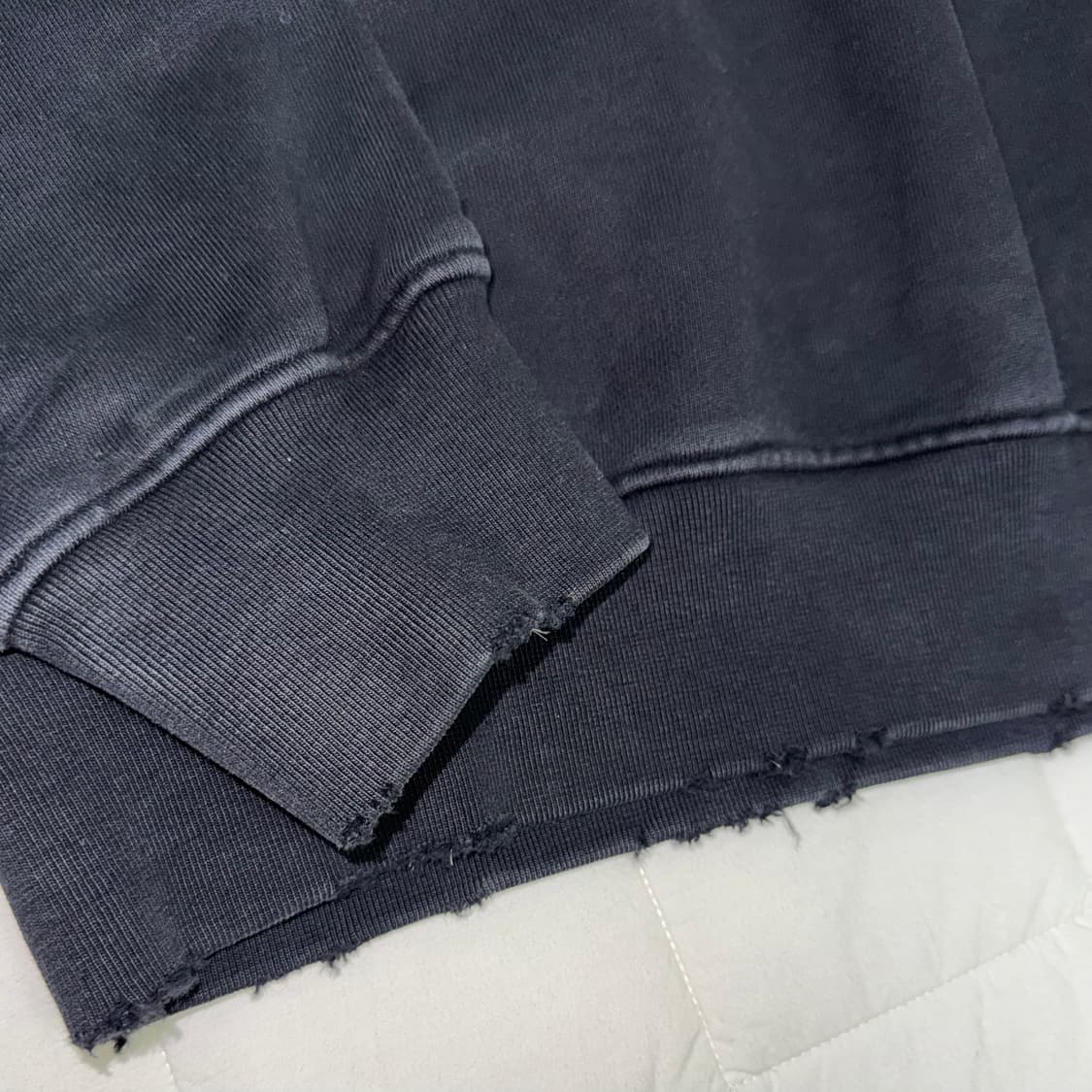 [XL] 소버먼트 980G 핸드 워시드 맨투맨 상품이미지4