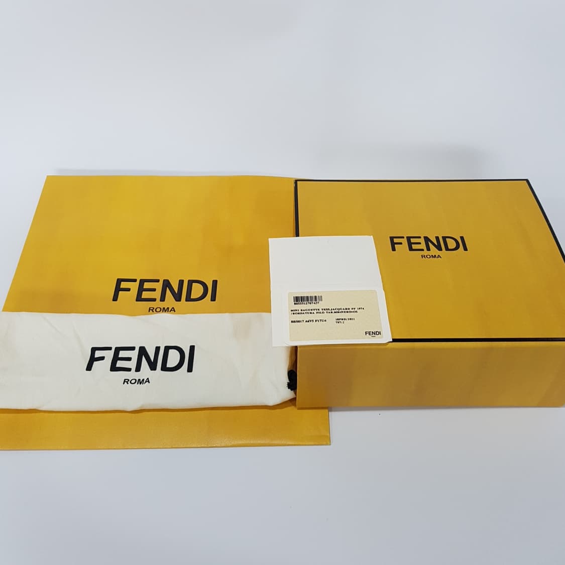 펜디 미니 바게트백 8BS017A6V5F17U4  상품이미지10