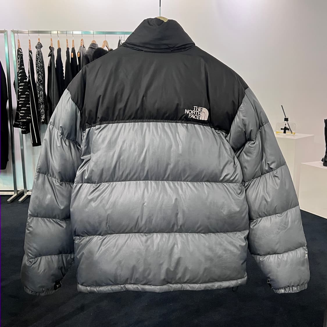 [95] 노스페이스 눕시 700 패딩 그레이 상품이미지2