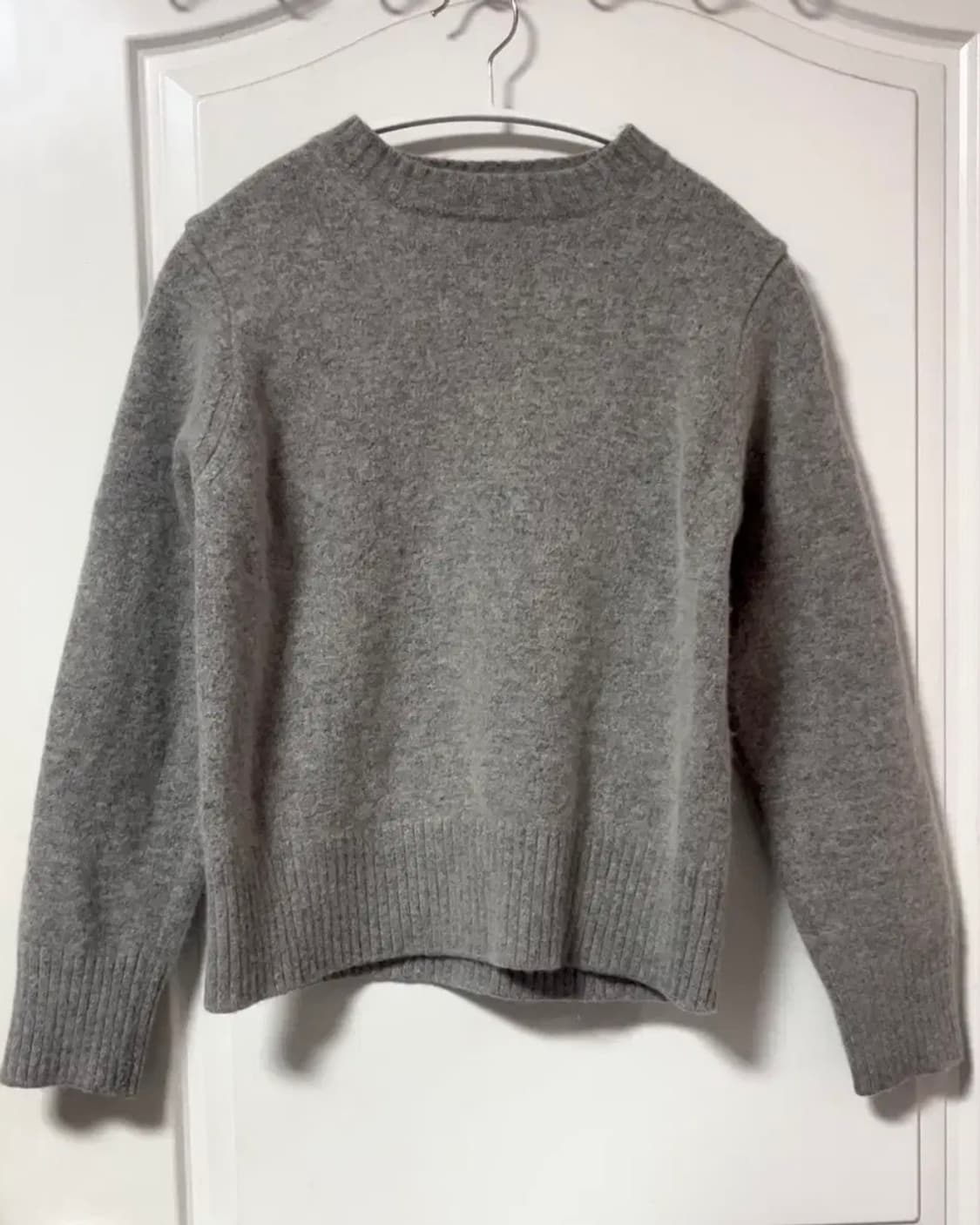그레이 울 니트 스웨터 상품이미지1