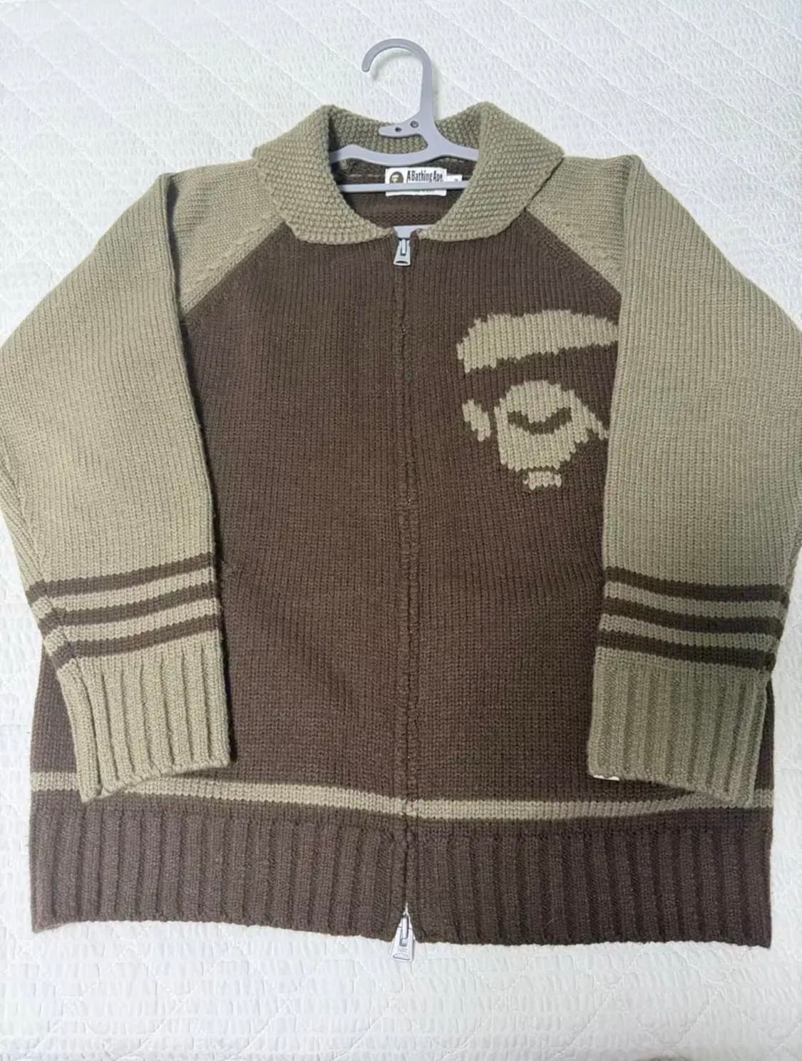 베이프 코위찬 니트집업 M 사이즈 상품이미지1