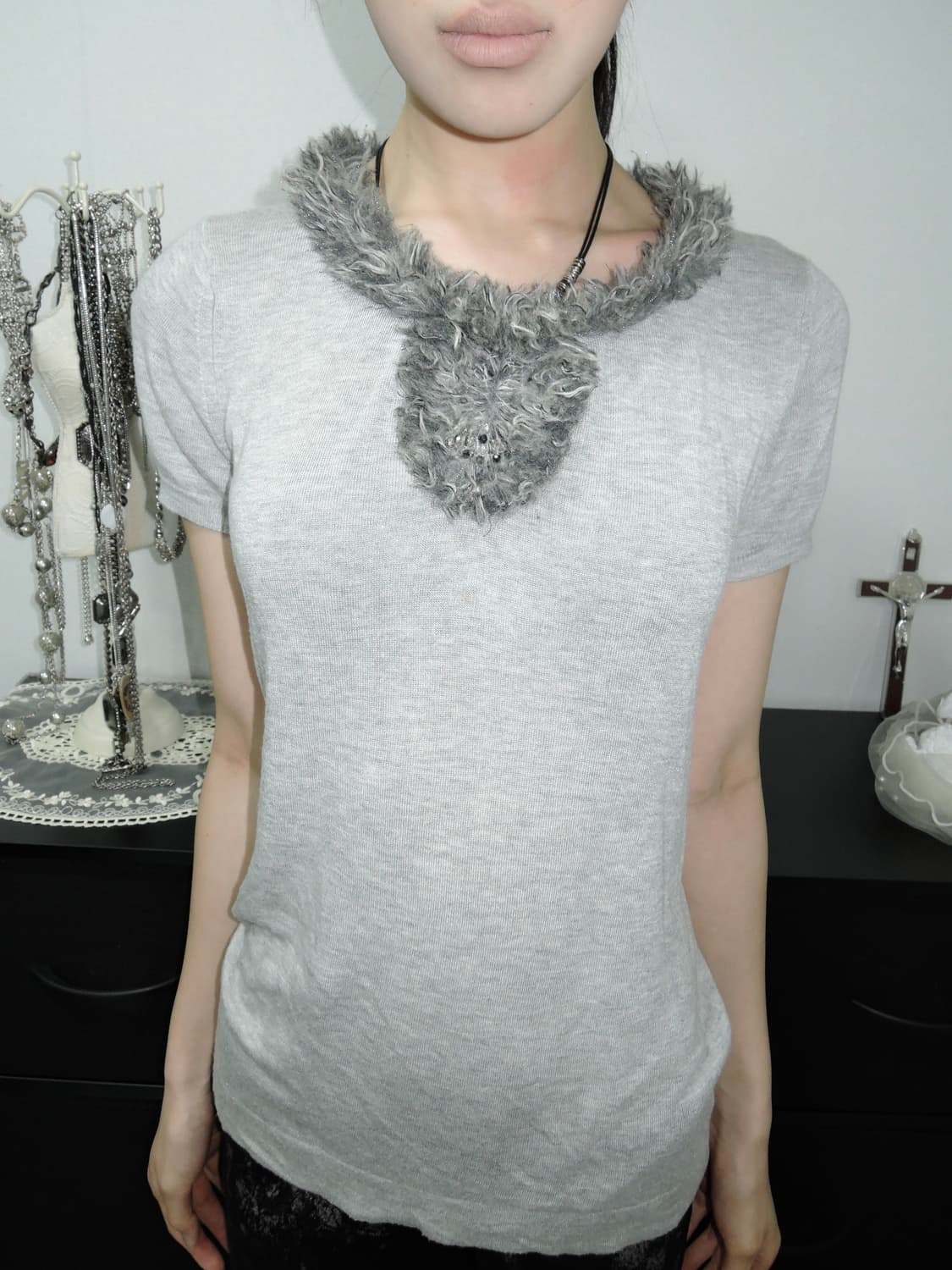 Fur-Trimmed Knit Top 상품이미지3