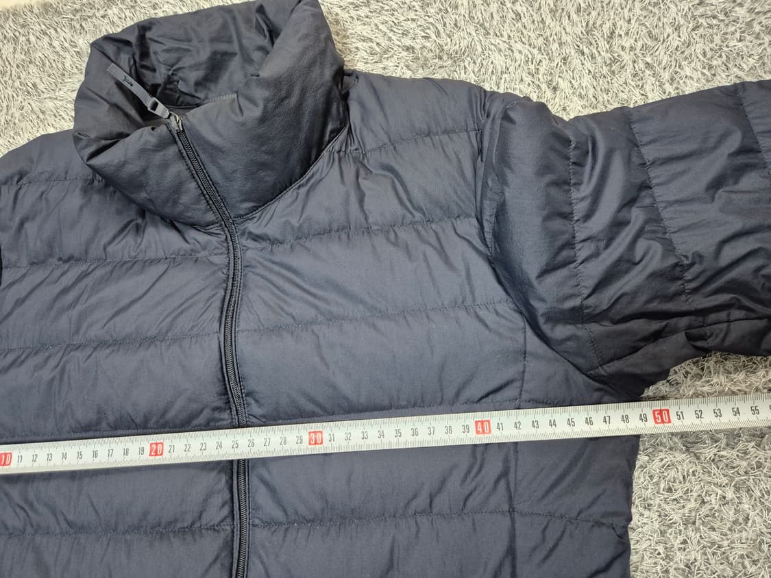 유니클로 여성 경량 다운 패딩 M 상품이미지10