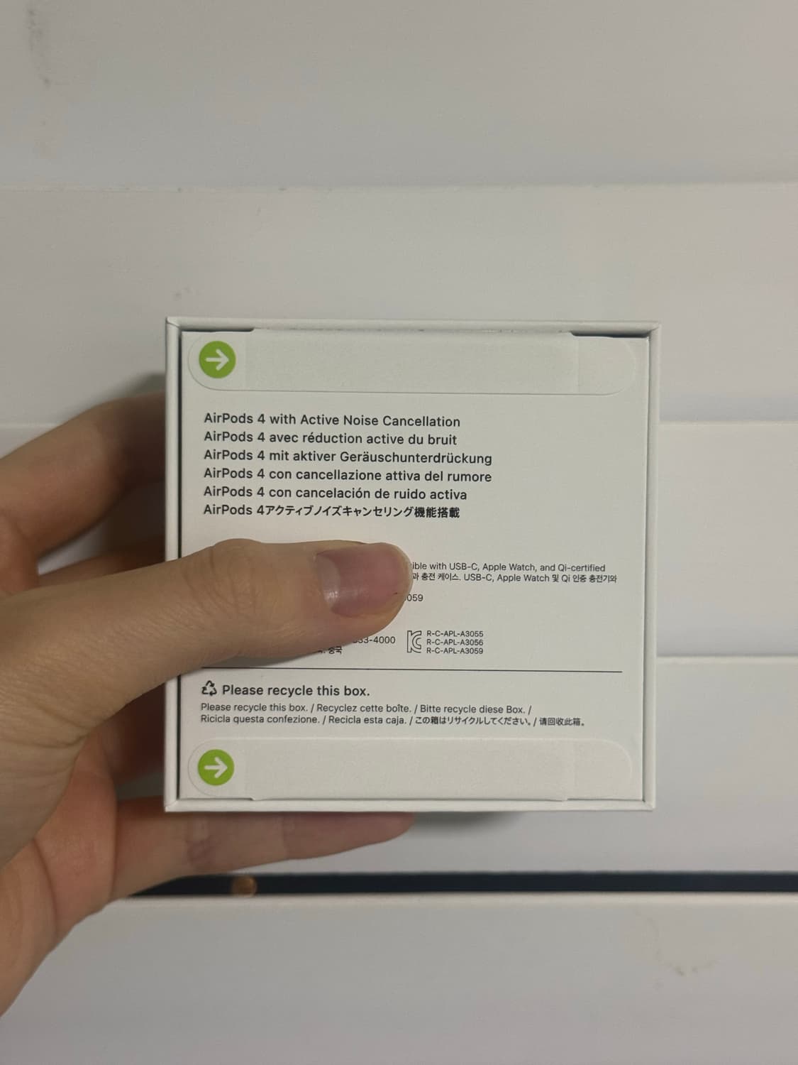 에어팟 4세대 ANC 미개봉 새상품 판매 ! 상품이미지2