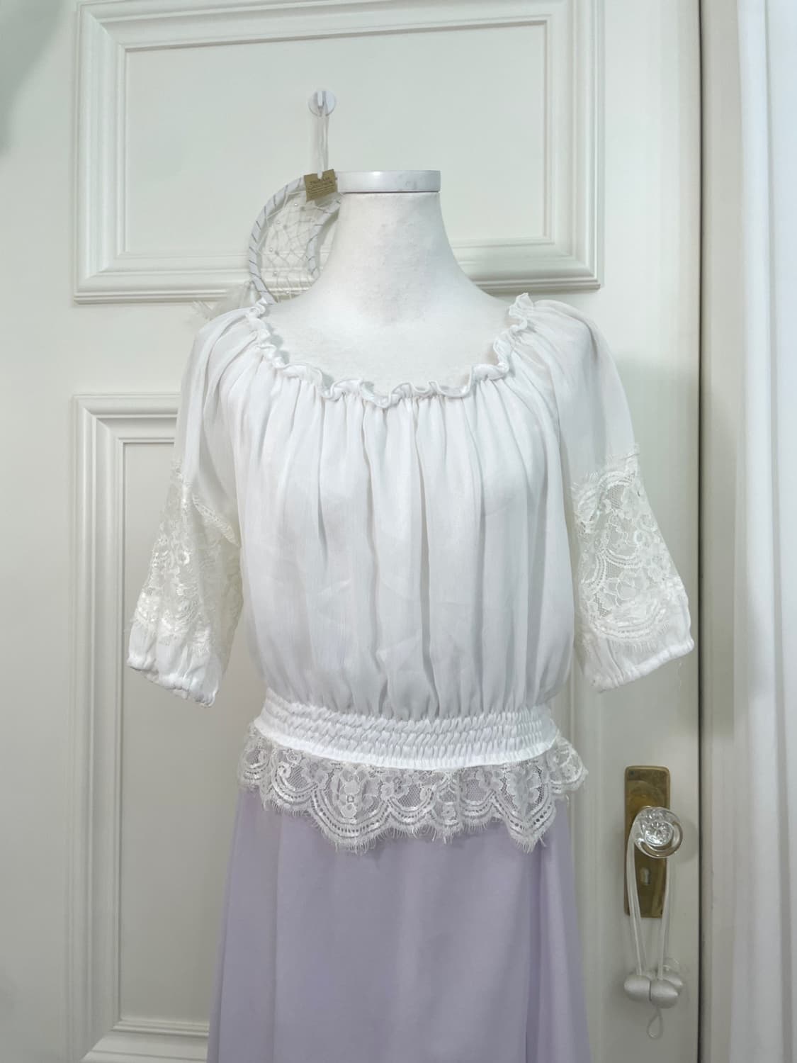 white lace trim off-shoulder blouse 상품이미지6