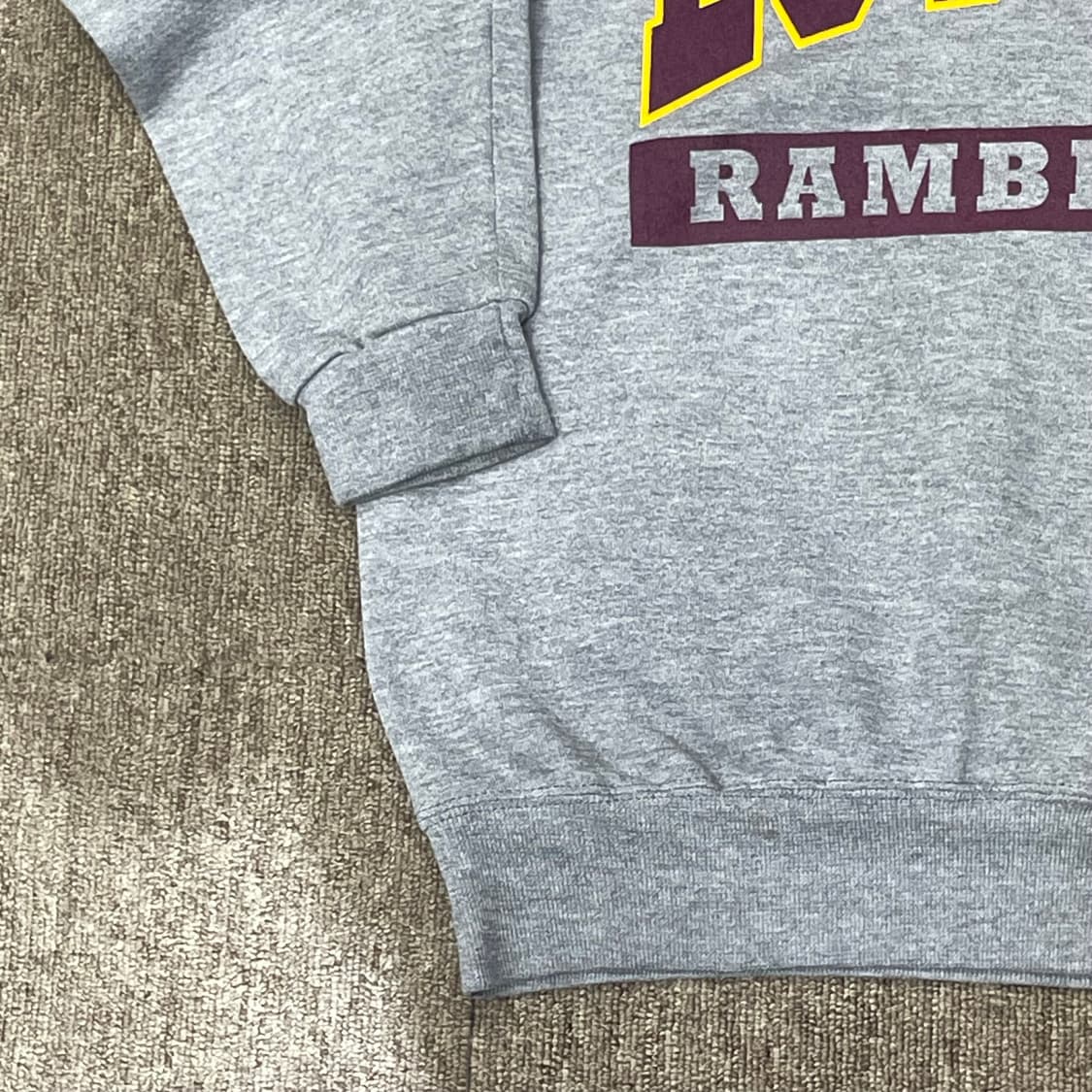 LOYOLA 빈티지 로고 스웻셔츠 맨투맨  상품이미지3