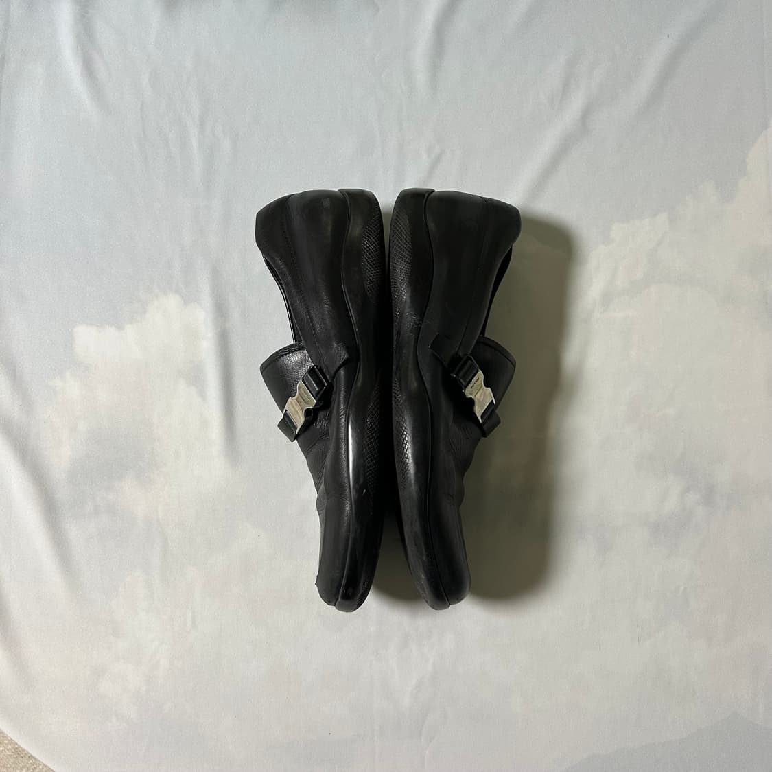 Prada sports buckle strap loafers 상품이미지4