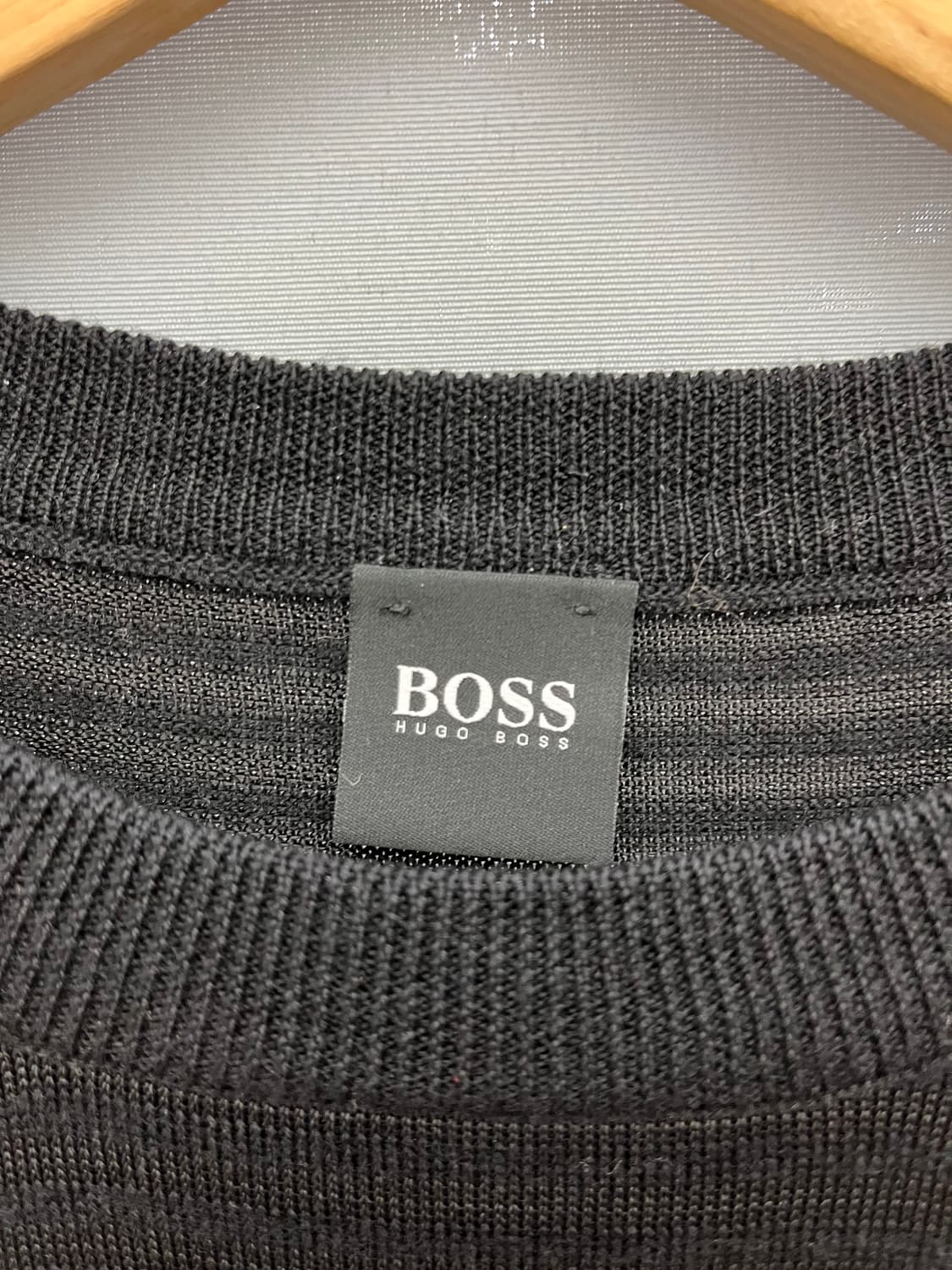 휴고보스 블랙 스트라이프 긴팔 니트 상품이미지4