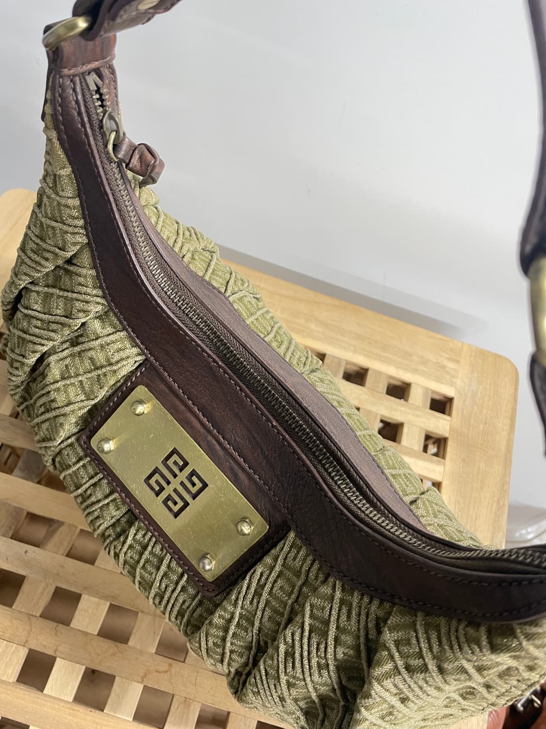 지방시 호보백 상품이미지6