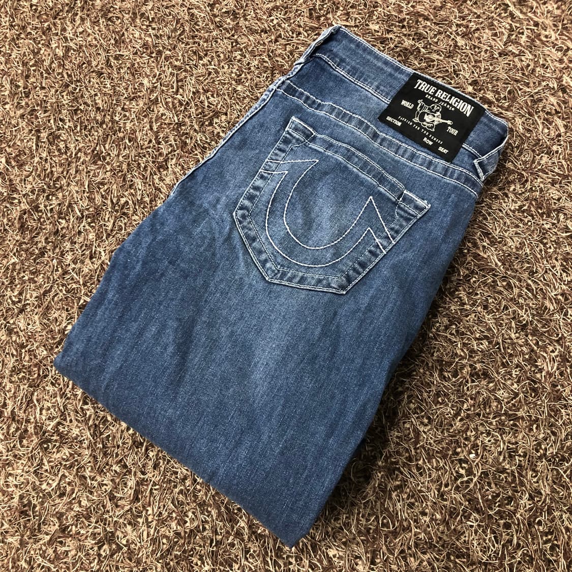 36 트루릴리전 워싱 데님 팬츠 상품이미지1
