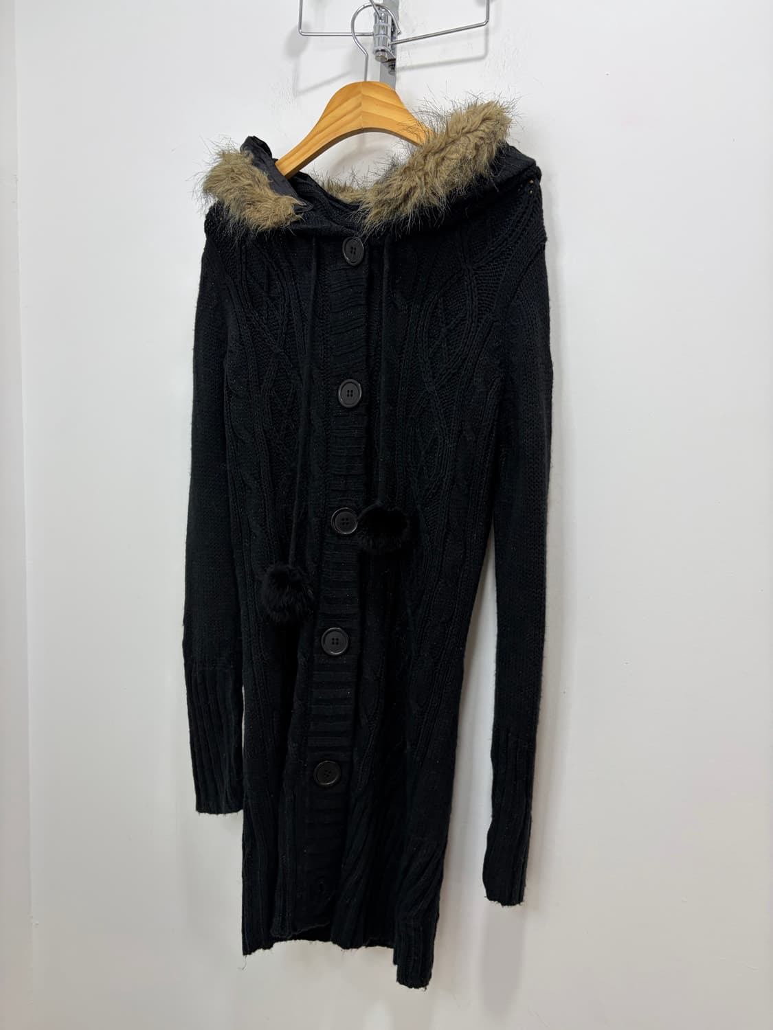 Recette A la mode 퍼 폼폼이 후드 니트 원피스 상품이미지5