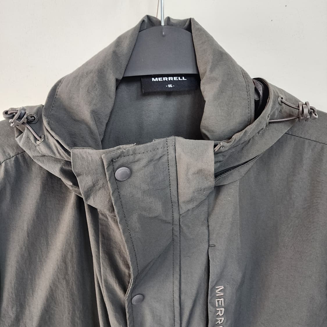 머렐 후드 바람막이 자켓 블랙 상품이미지2