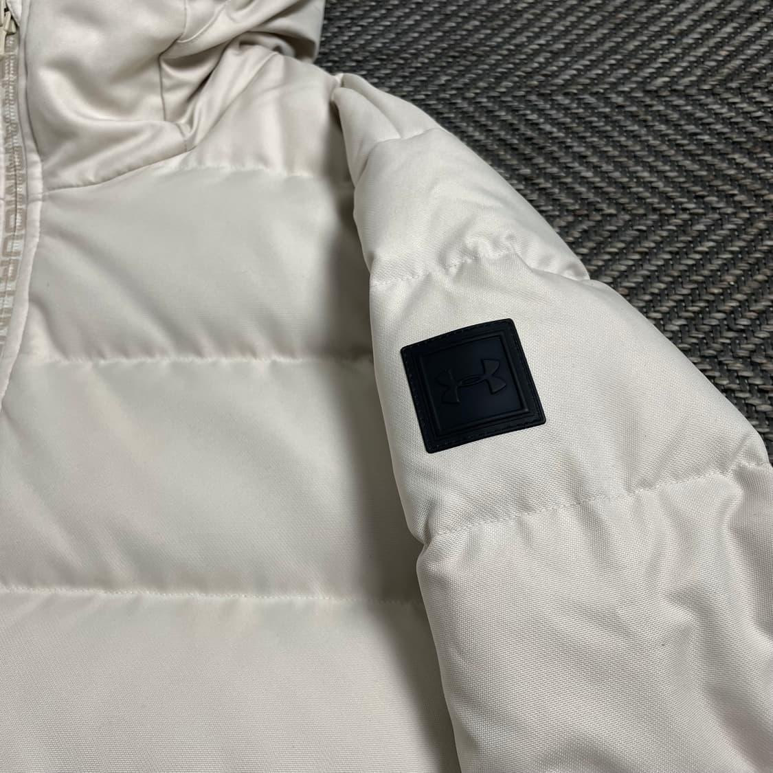 언더아머 덕 다운 패딩 점퍼 아이보리 y 4003 상품이미지5