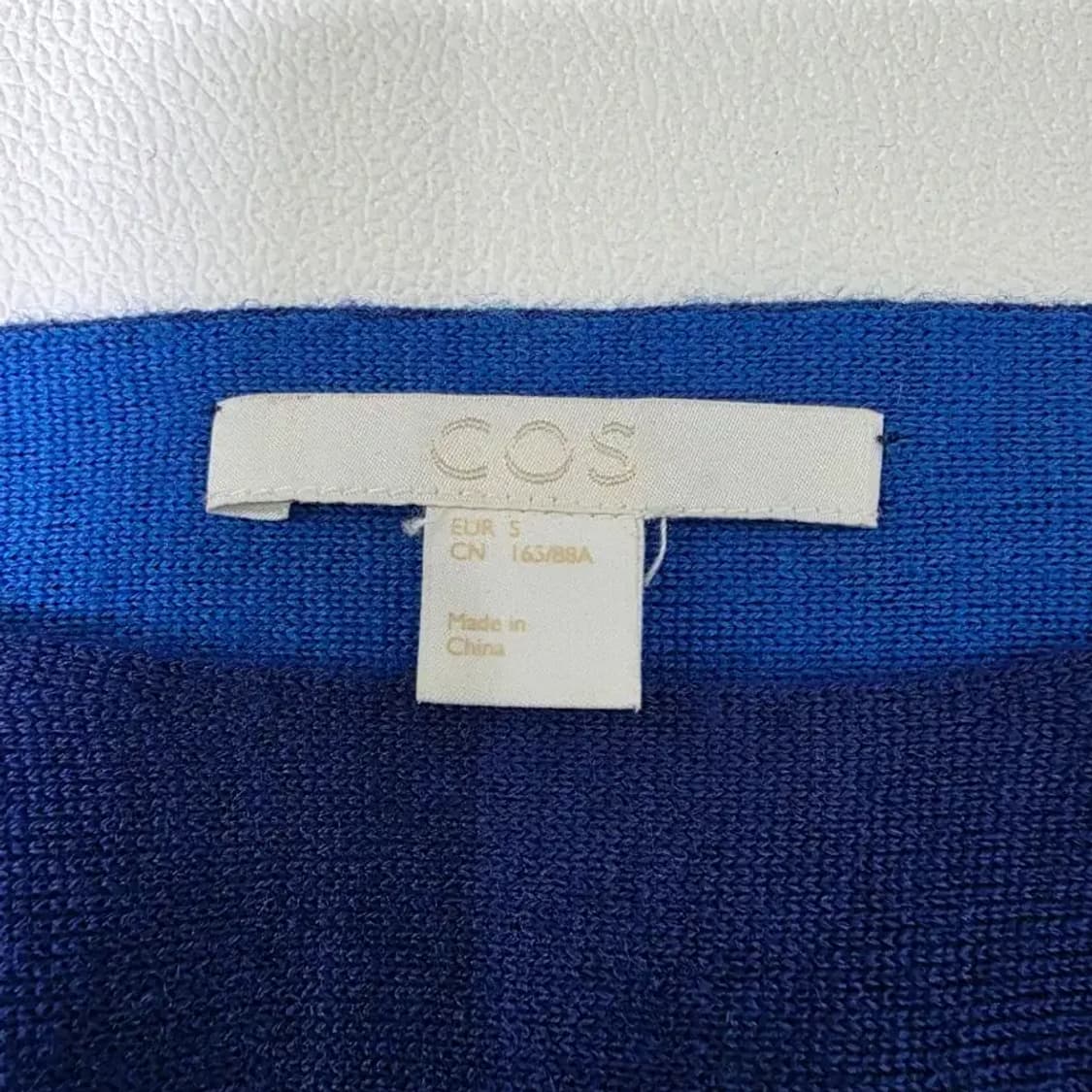 COS 코스 메리노 울 보트넥 니트 블루 55 상품이미지7