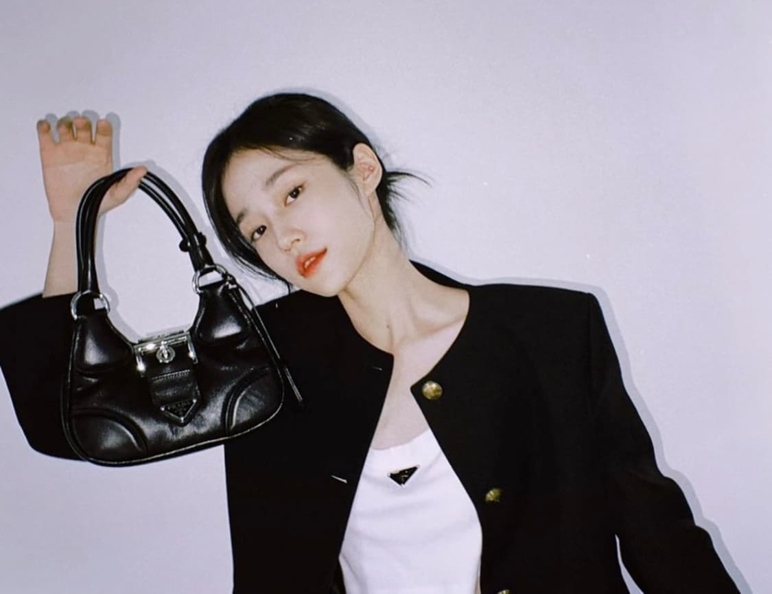 [A+ 정품] 프라다 리나일론 문 호보백 상품이미지9