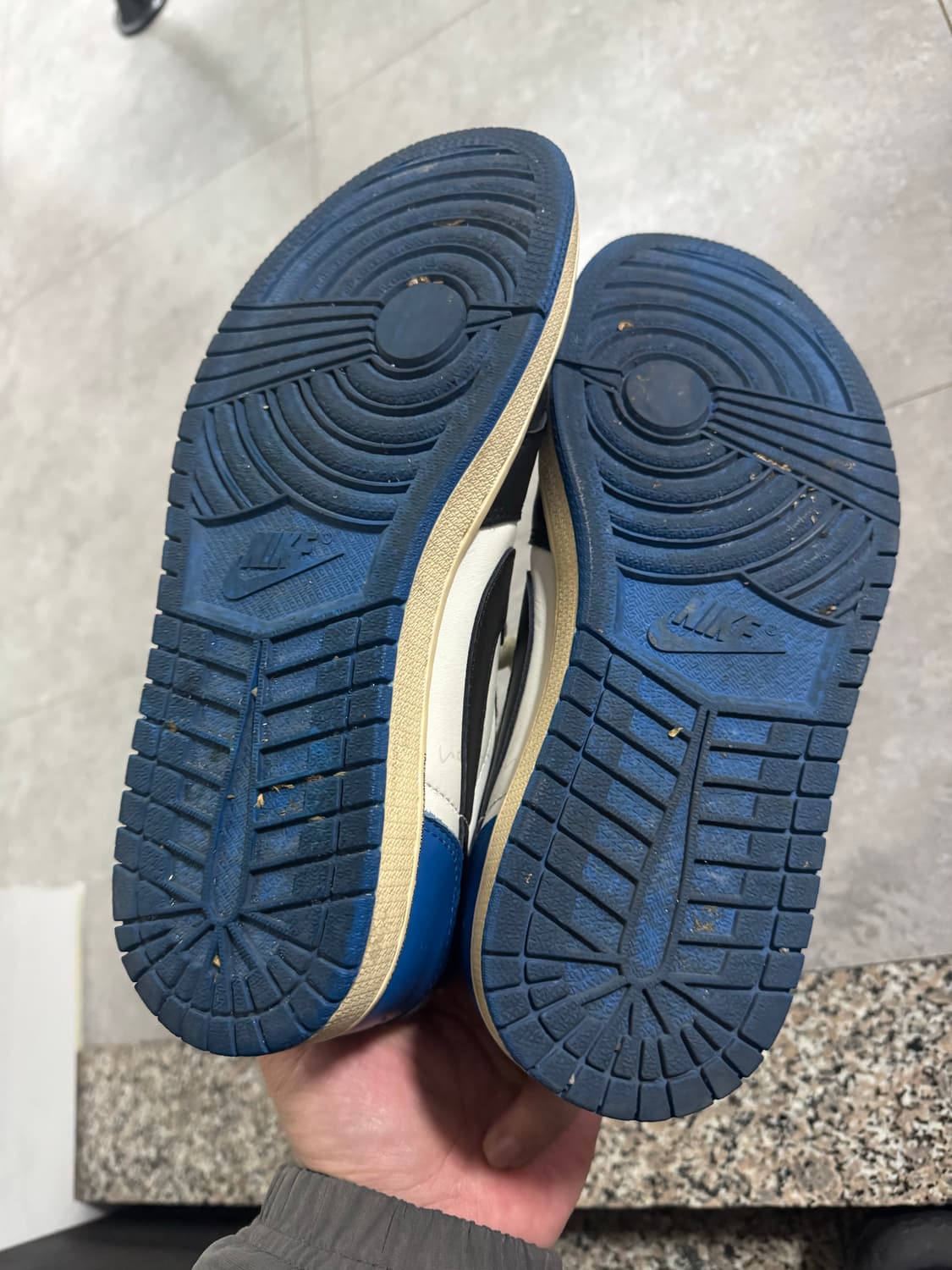 조던1 나이키x트레비스스캇 260 상품이미지2