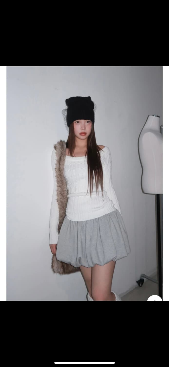 위위미유 오프숄더 니트 (새상품) 상품이미지4