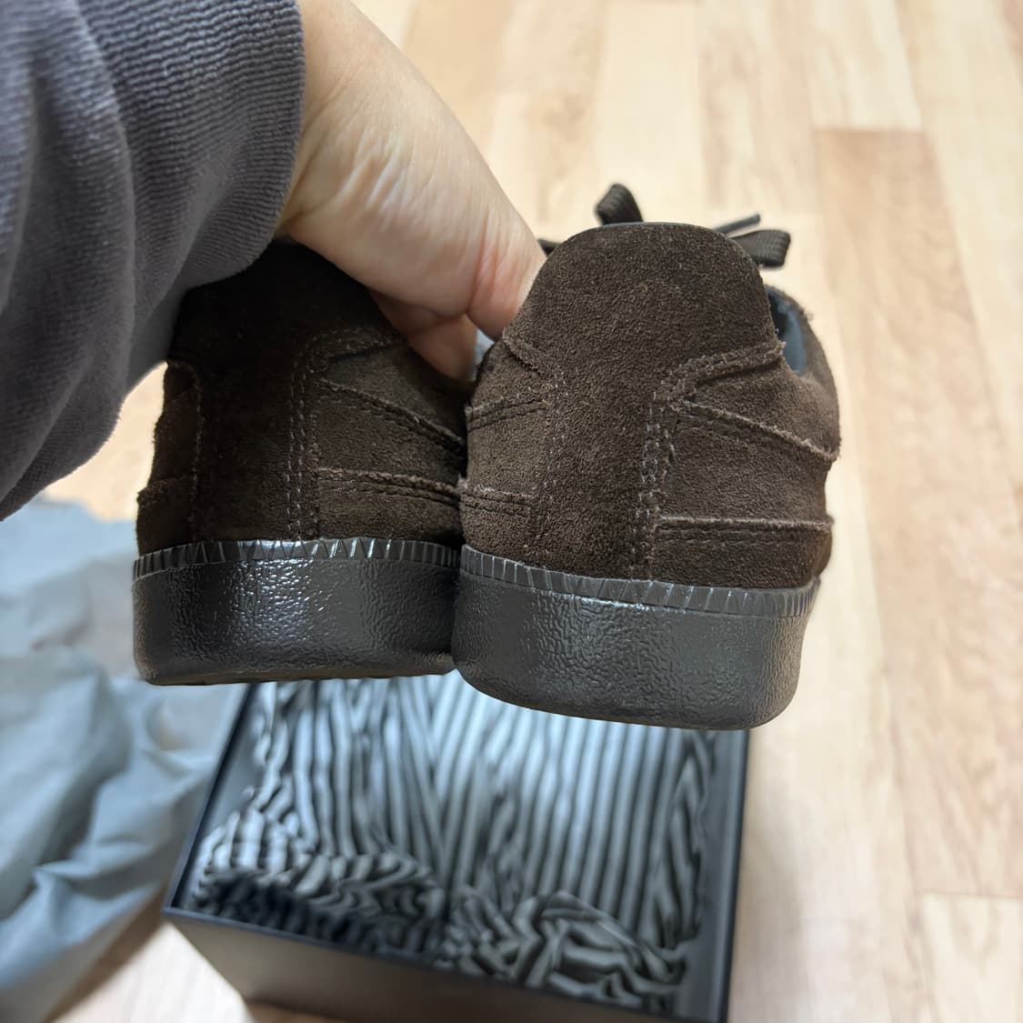 페몬트 드레스 다크브라운 235 상품이미지3