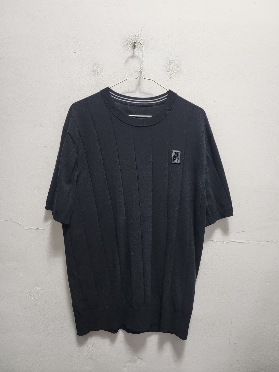 DKNY 블랙 반팔 니트.. 상품이미지1