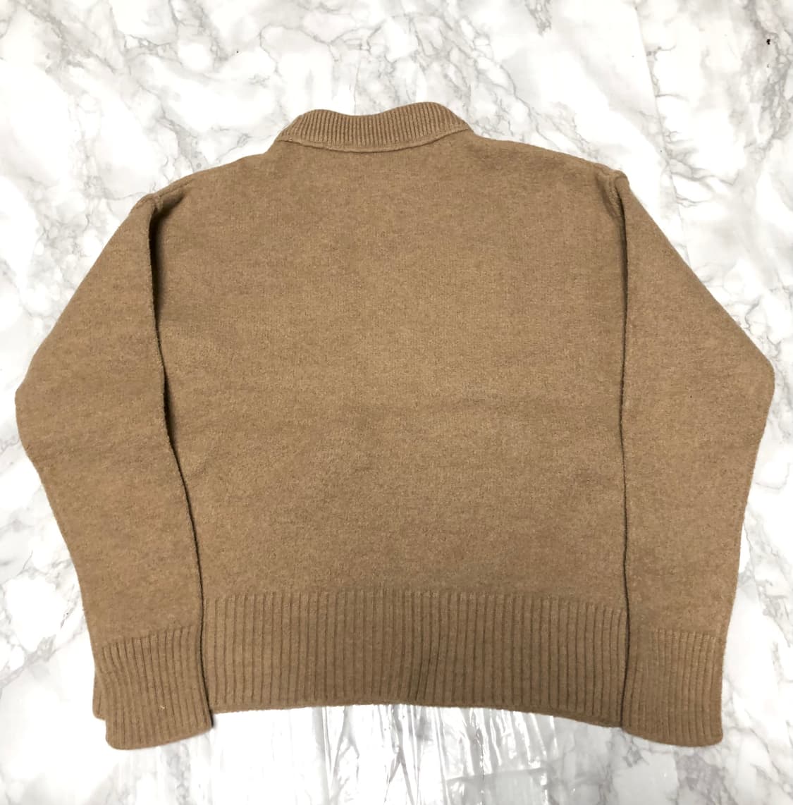 아미 빅로고 하트 니트 스웨터 상태굿 여성용  상품이미지3