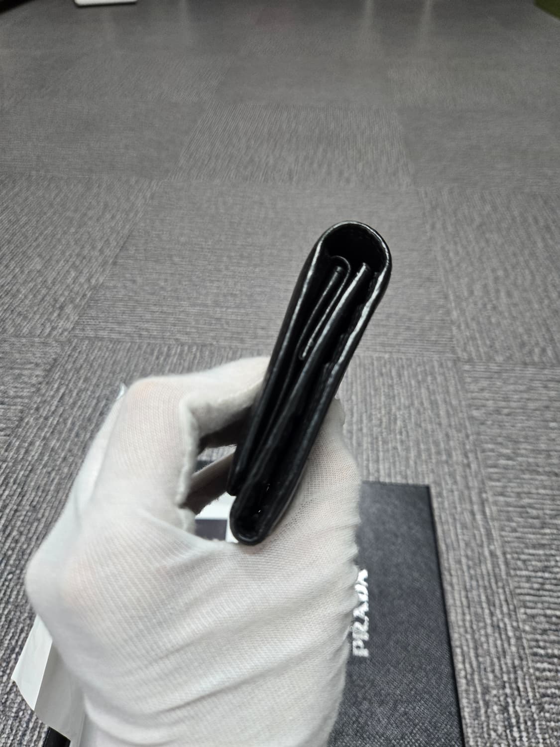 [특가][정품] 프라다 사피아노 삼단 중지갑 상품이미지4