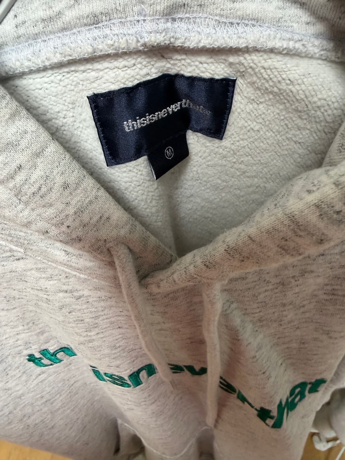 디스이즈네버댓 T-Logo Hoodie 상품이미지2