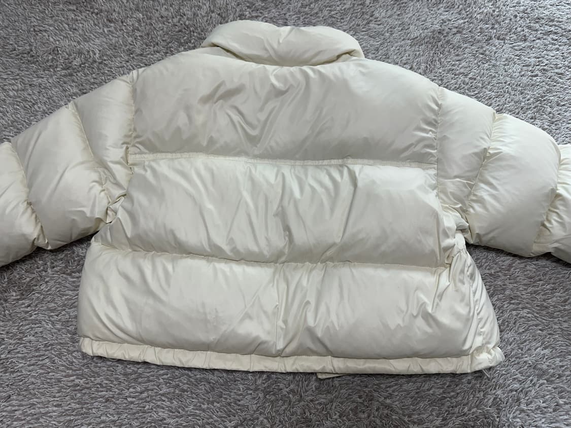 블랙업 로알린 세미크롭 숏패딩 아이보리 상품이미지10