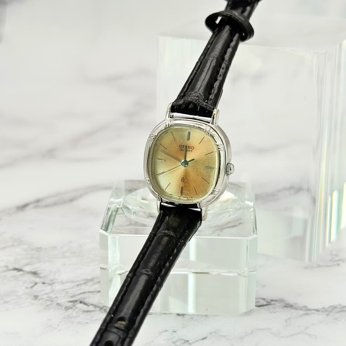 80s90s 빈티지 세이코 오벌 핑크 그라데이션 워치 상품이미지4