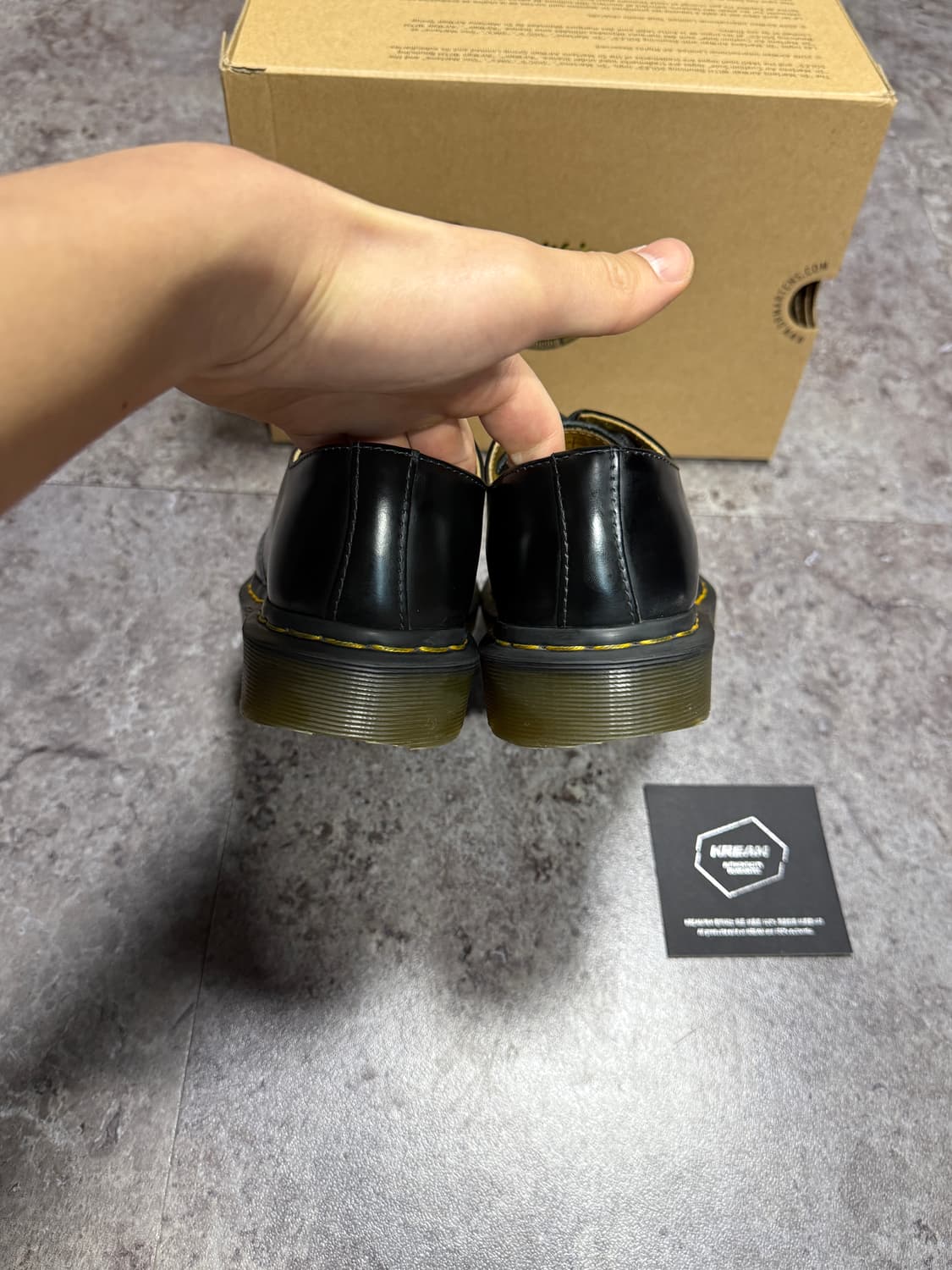 닥터마틴 1461 스무스 250 크림 상품이미지3