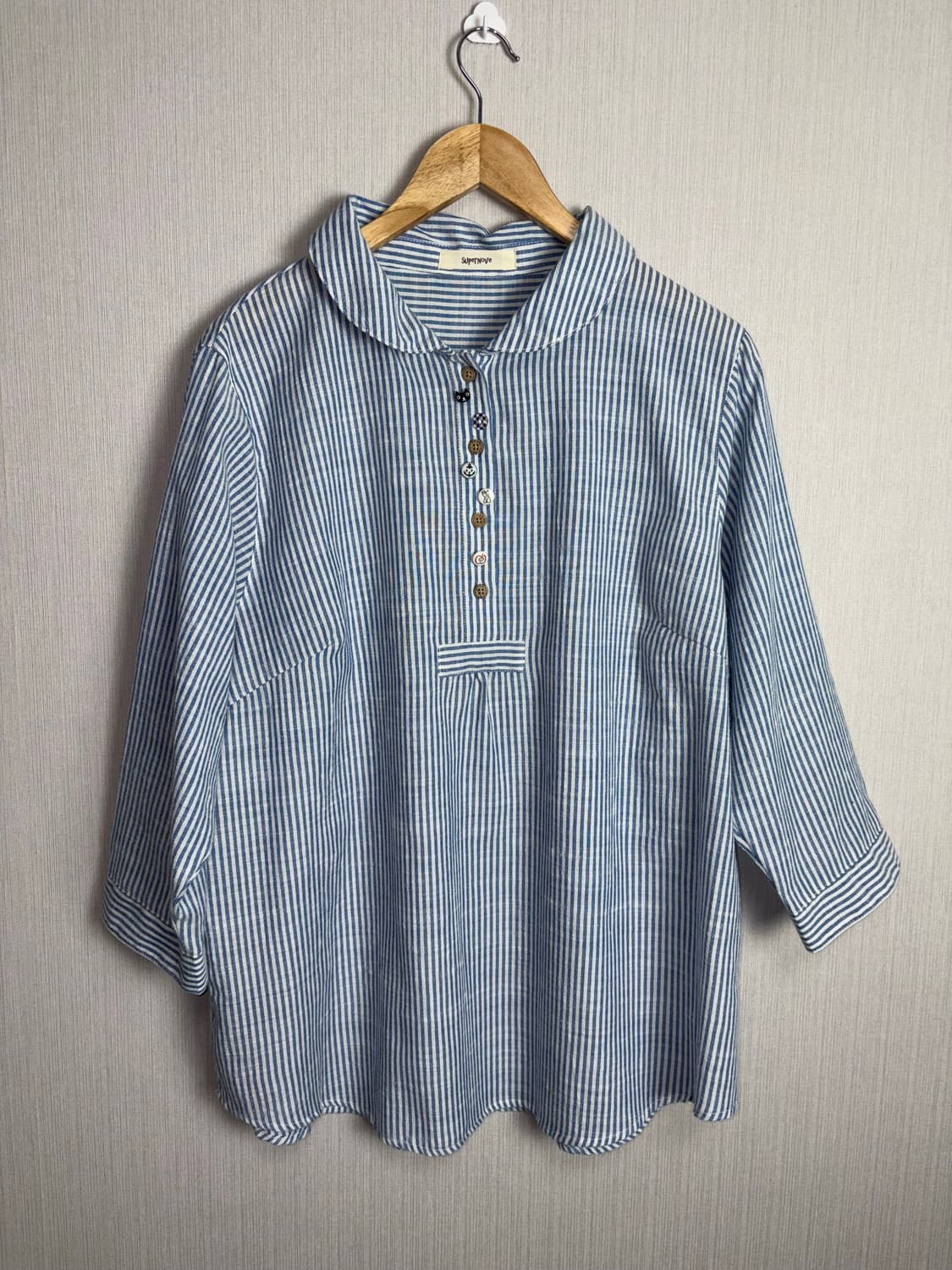 스트라이프 포인트 단추 블라우스 상품이미지6