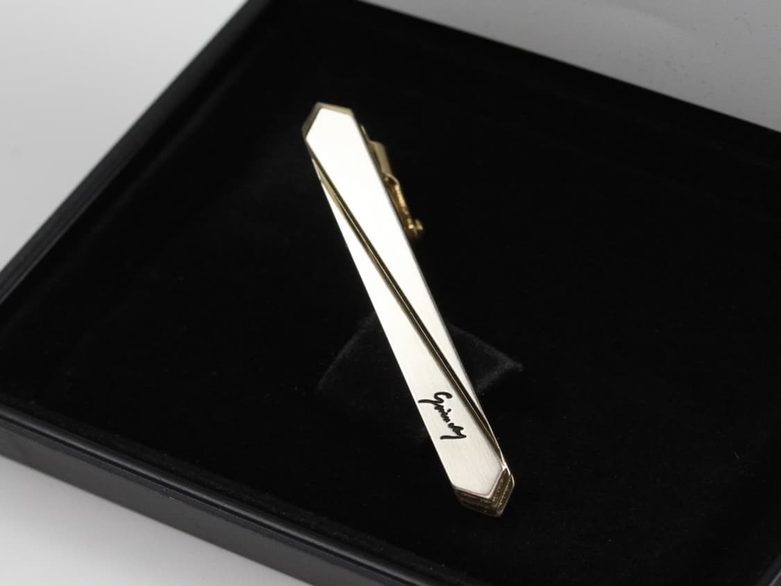 지방시 A등급 5.2cm 남자 명품 넥타이핀 상품이미지1