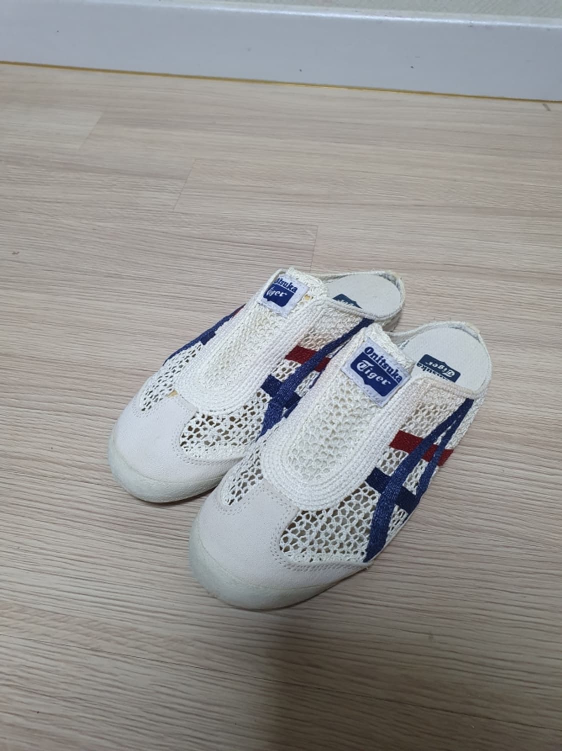 오니츠카타이거 사봇 뮬 슬리퍼 245 상품이미지4