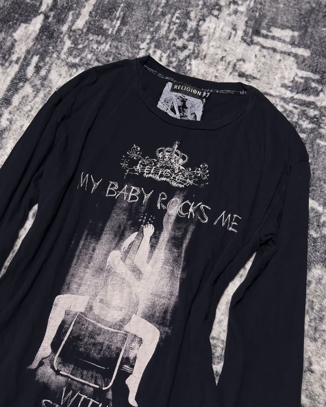 {UNKNOWN} Rock Graphic Cross Stitch L/S  상품이미지5