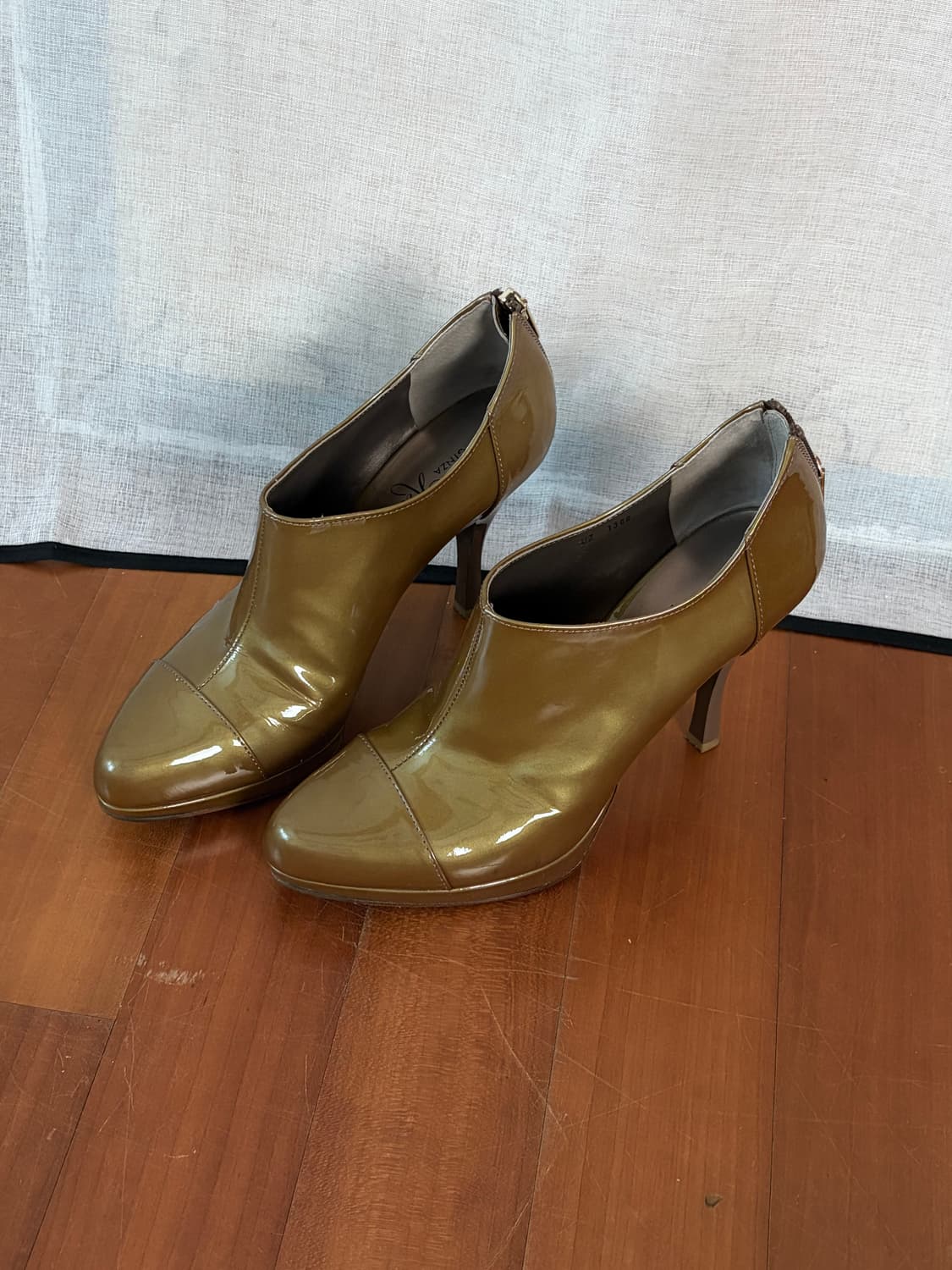 GINZA Kanematsu patent ankle boot heel 상품이미지1