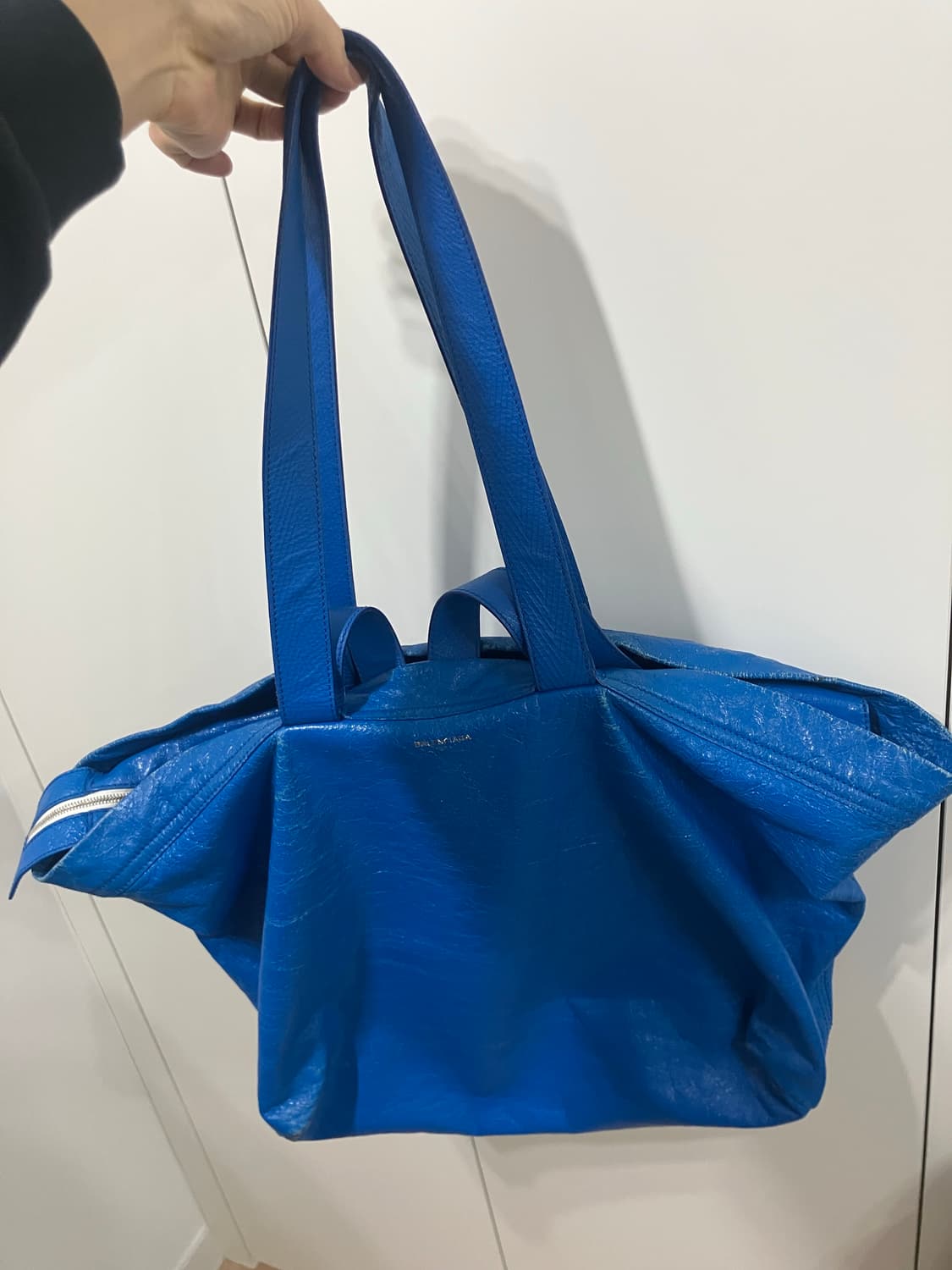 [free] 발렌시아가 17fw 이케아 블루 가죽 토트백 상품이미지5