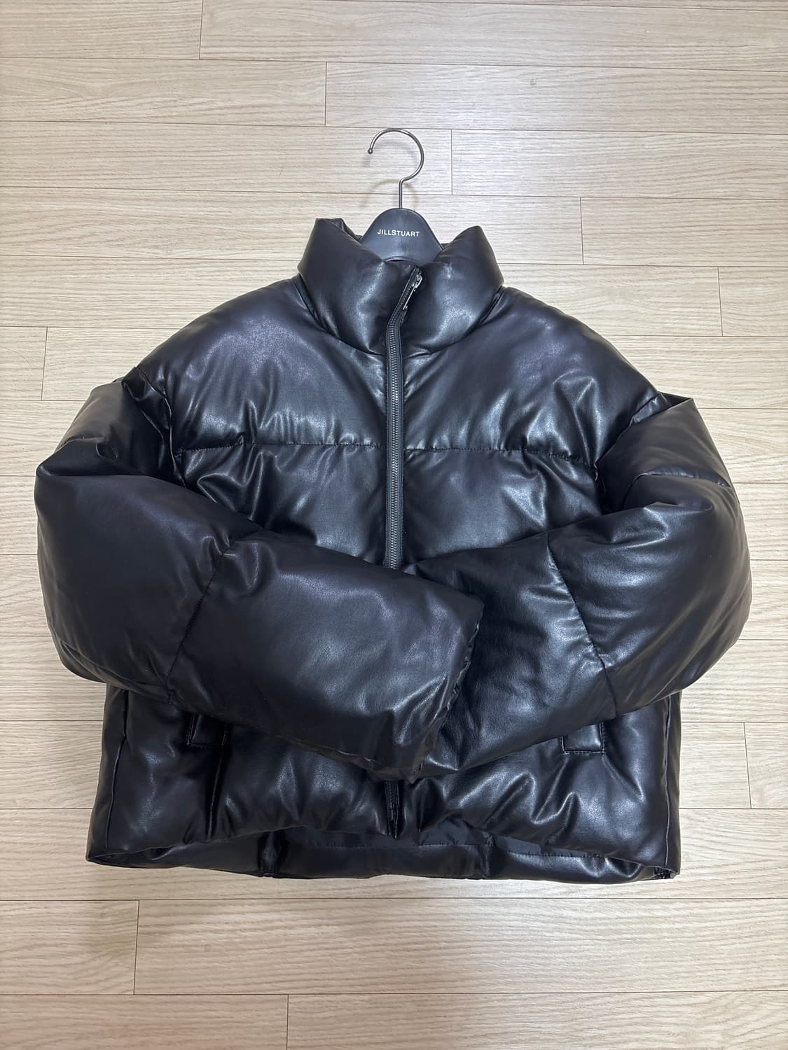 무신사 스탠다드 우먼 레더 숏패딩 푸퍼 자켓 xs 상품이미지1