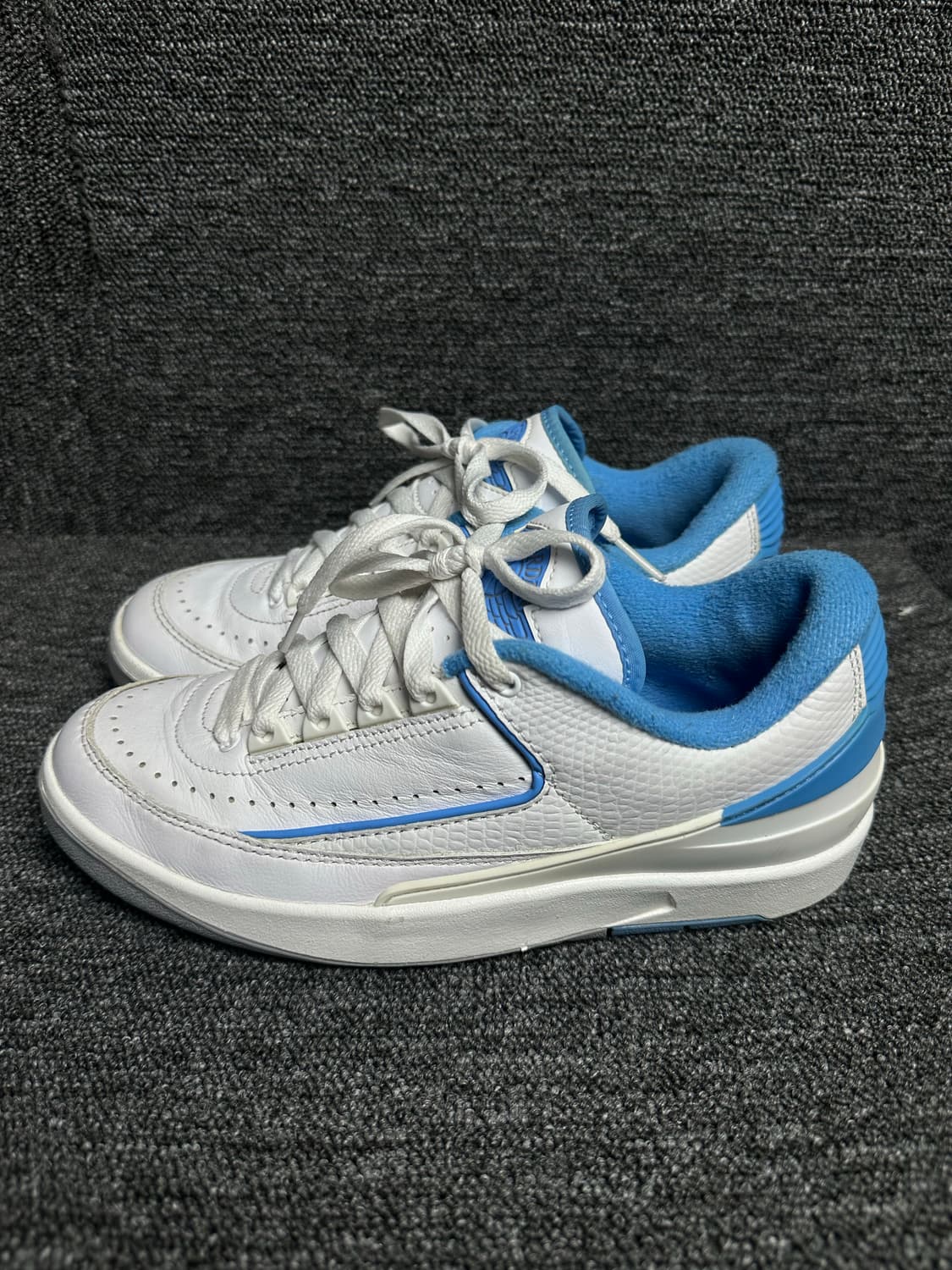 나이키 에어 조던 2 로우 UNC 240mm 상품이미지1