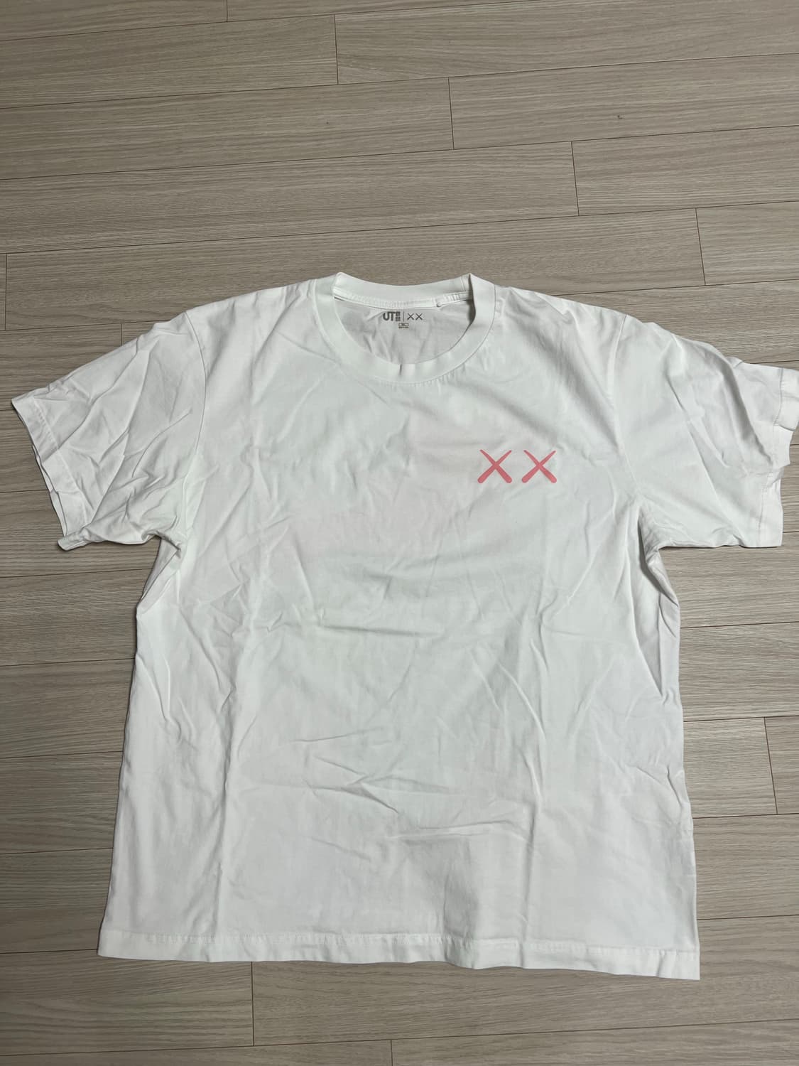 [XXL] 유니클로 카우스 반팔 유니클로 UT KAWS 상품이미지4