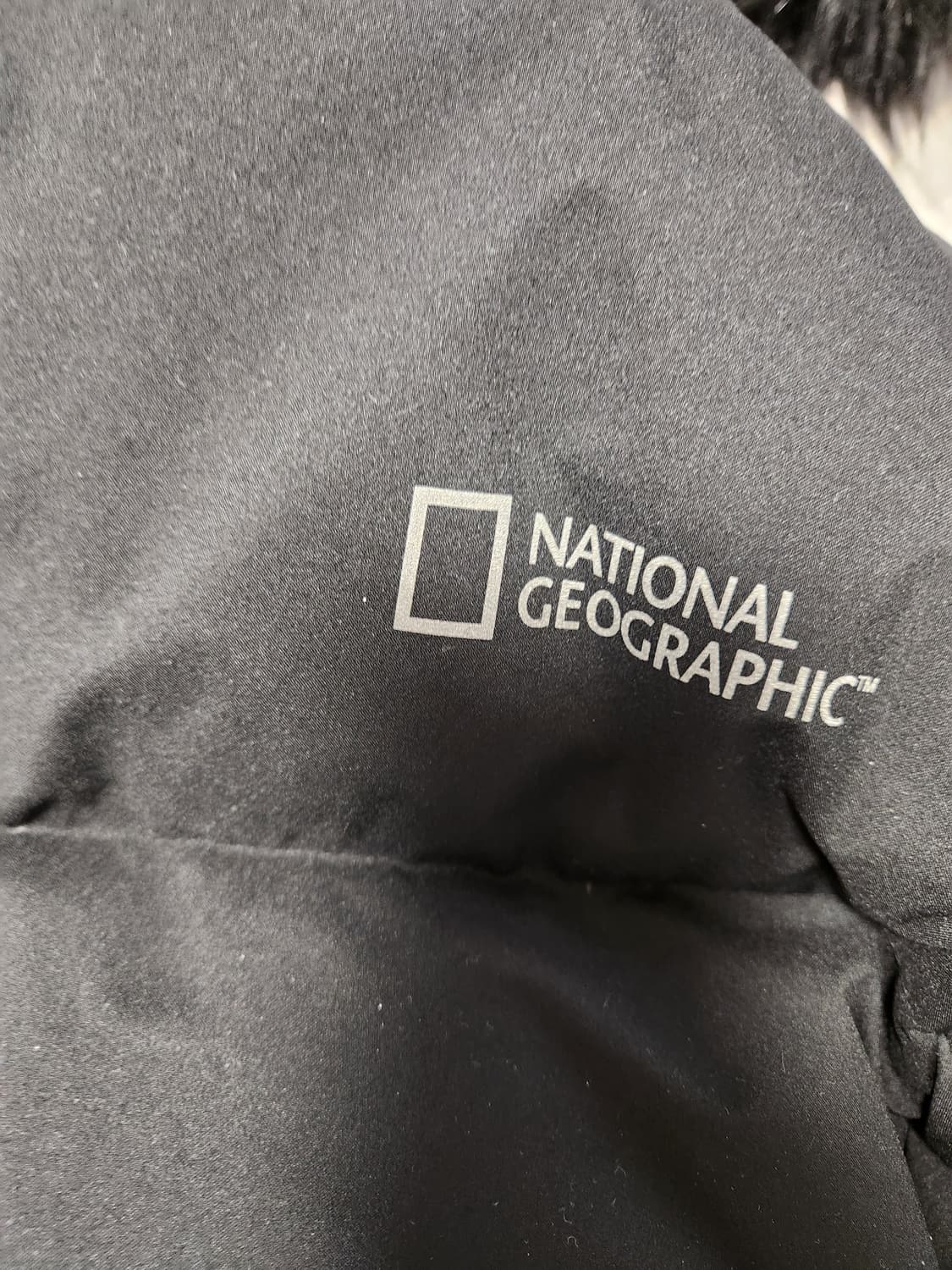 내셔널지오그래픽 새턴 구스 다운 점퍼 N194UDW390 사이즈xl

스 상품이미지8