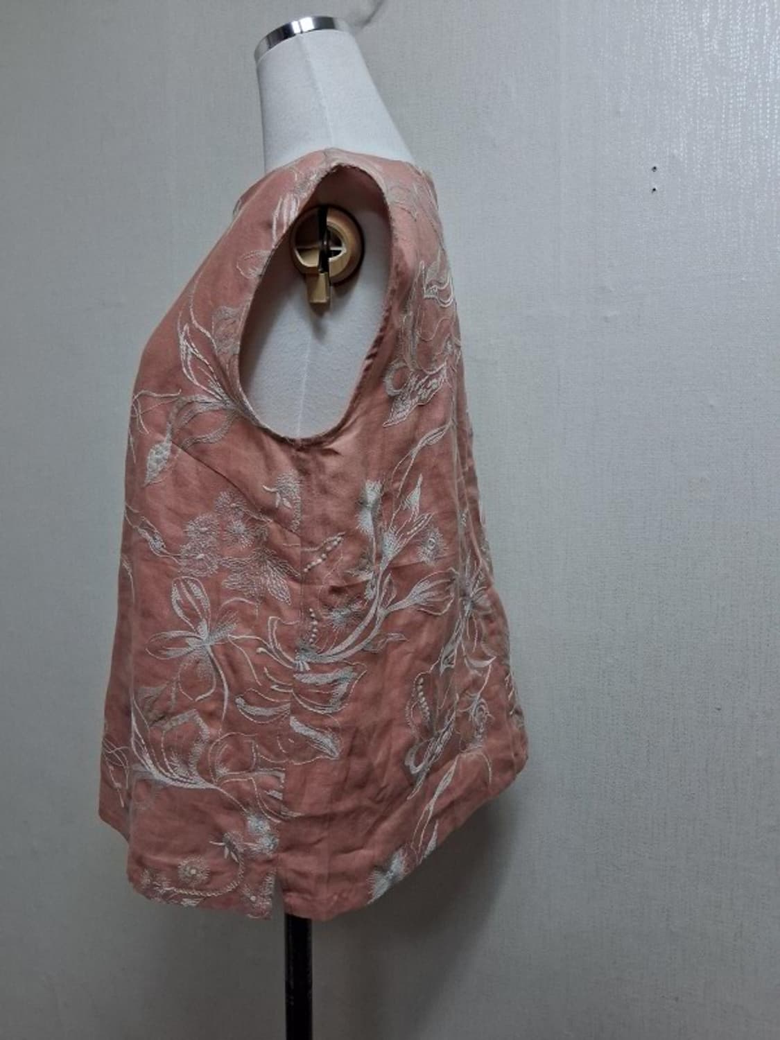 일본 DAMA 콜렉션 린넨 민소매 린넨자수나시 66통66까지
원산지 일본 상품이미지3
