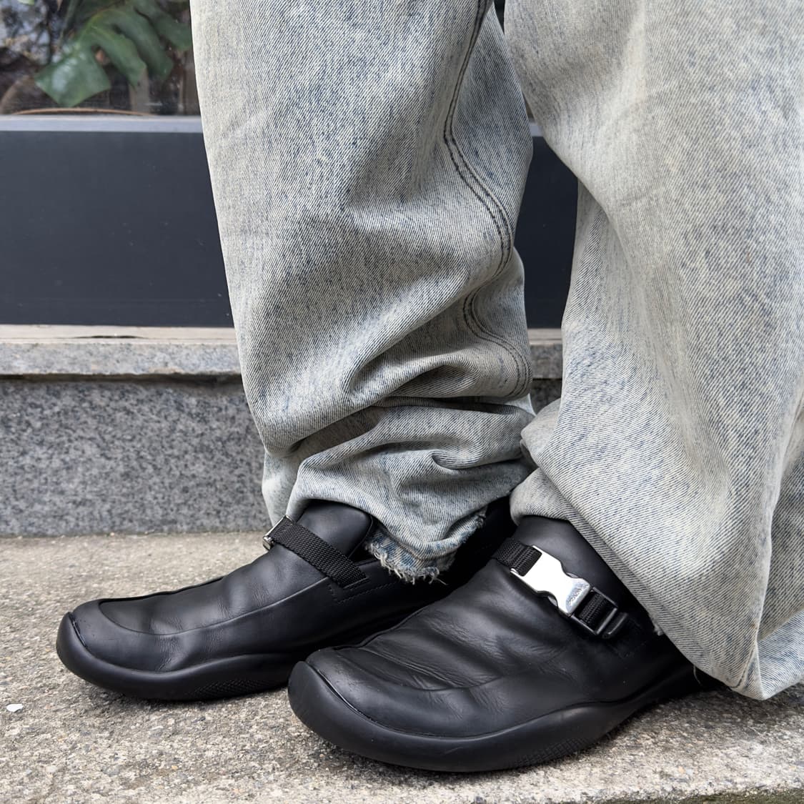 00s 레어 블랙 프라다 스포츠 버클 로퍼 상품이미지9