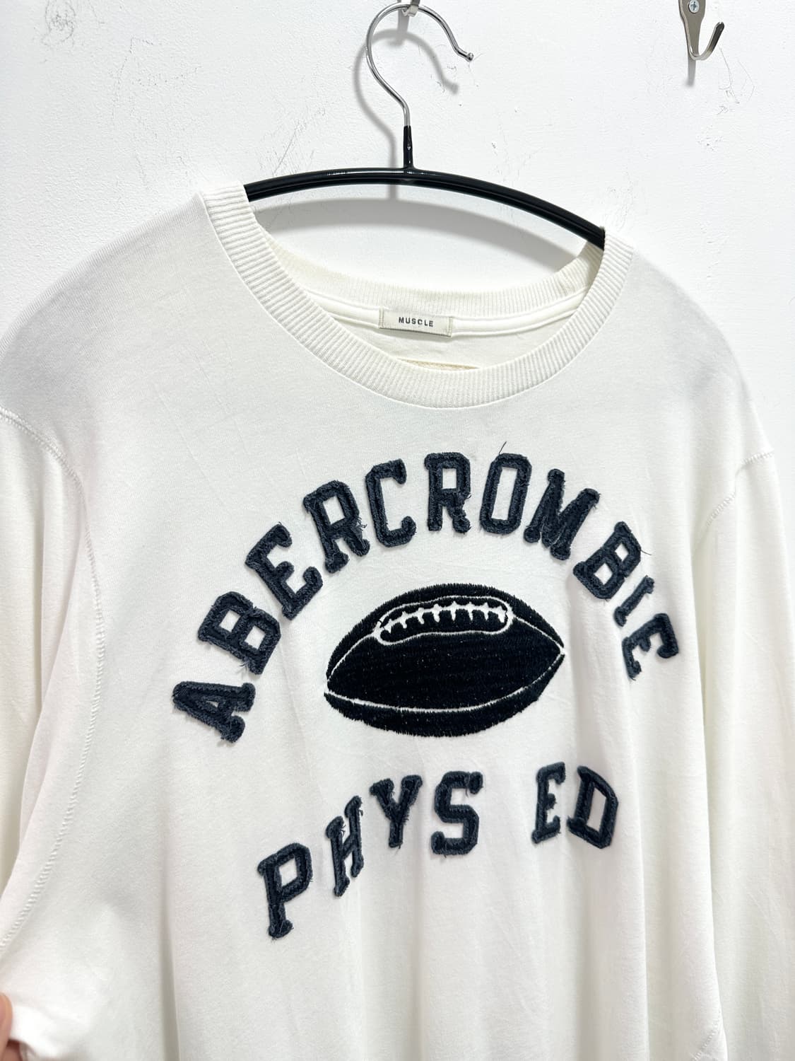 ABERCROMBIE logo patch sleeve 상품이미지3
