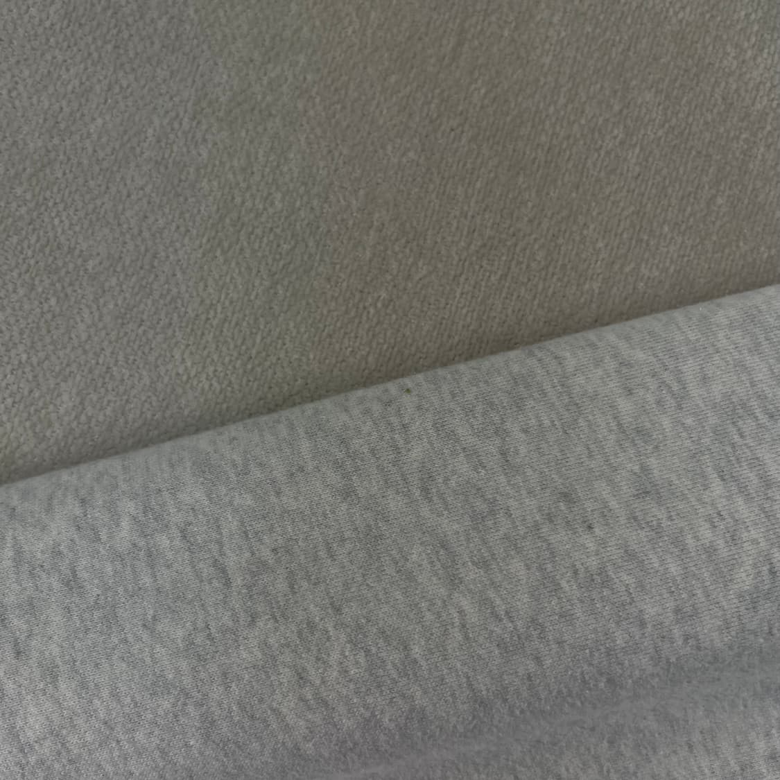 100 피오갓 에센셜 빅로고 맨투맨 상품이미지4