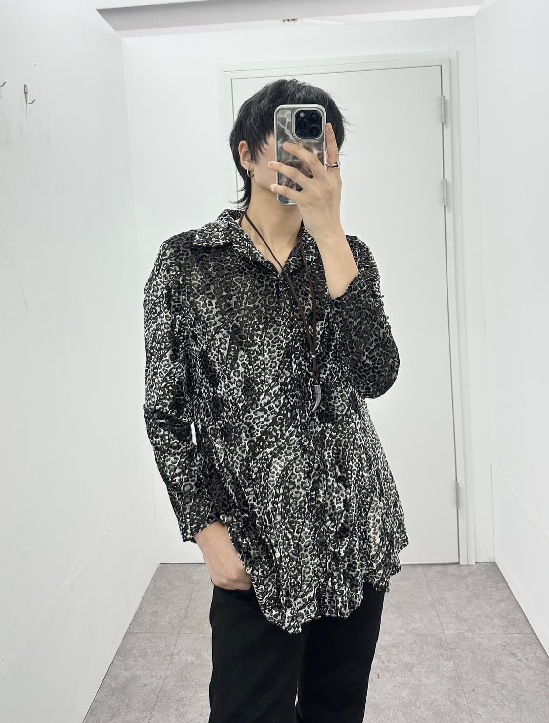 Vintage leopard glossy shirts 상품이미지3